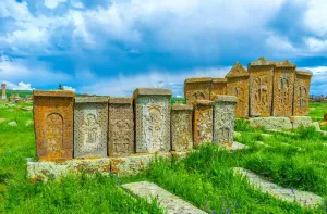 Норатус — Кладбище Древних Хачкаров