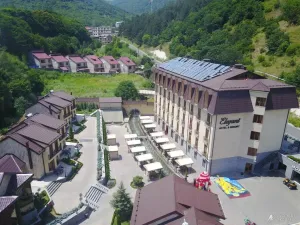 Elegant Hotel & Resort, Цахкадзор
